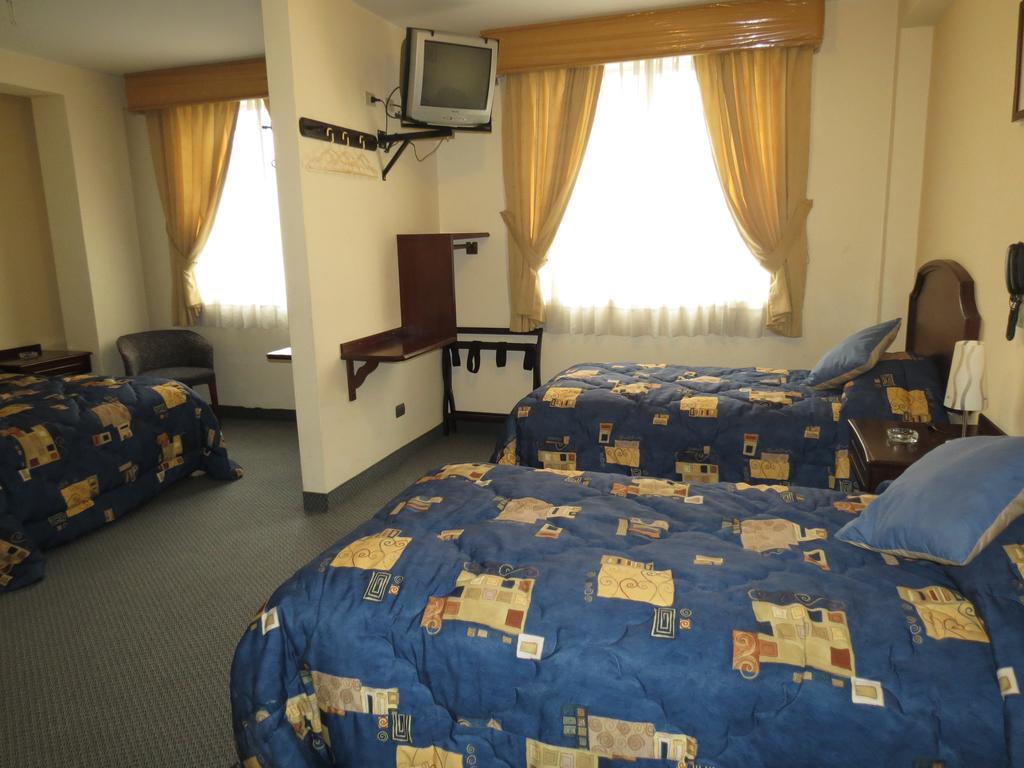 Hotel Plaza Mayor Лима Экстерьер фото